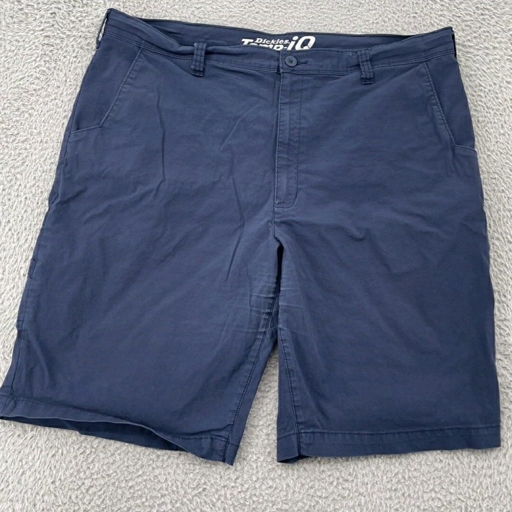 Dickies Men's 40 Navy Flat Front Temp-iq Shorts 10in Inseam Spring Vacay Yard